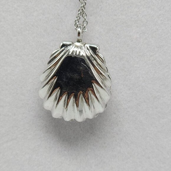Signed A Shell Locket Necklace Silver Tone 18" Chain With Adjustable Clasp - Picture 3 of 6
